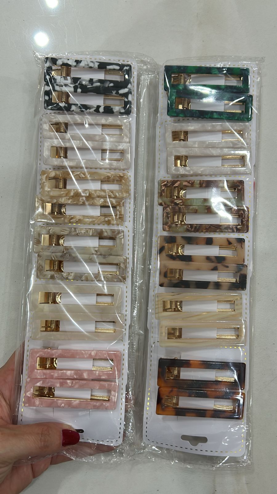 Hair clip base metal acetato retangular vazado (12 pares cores variadas)