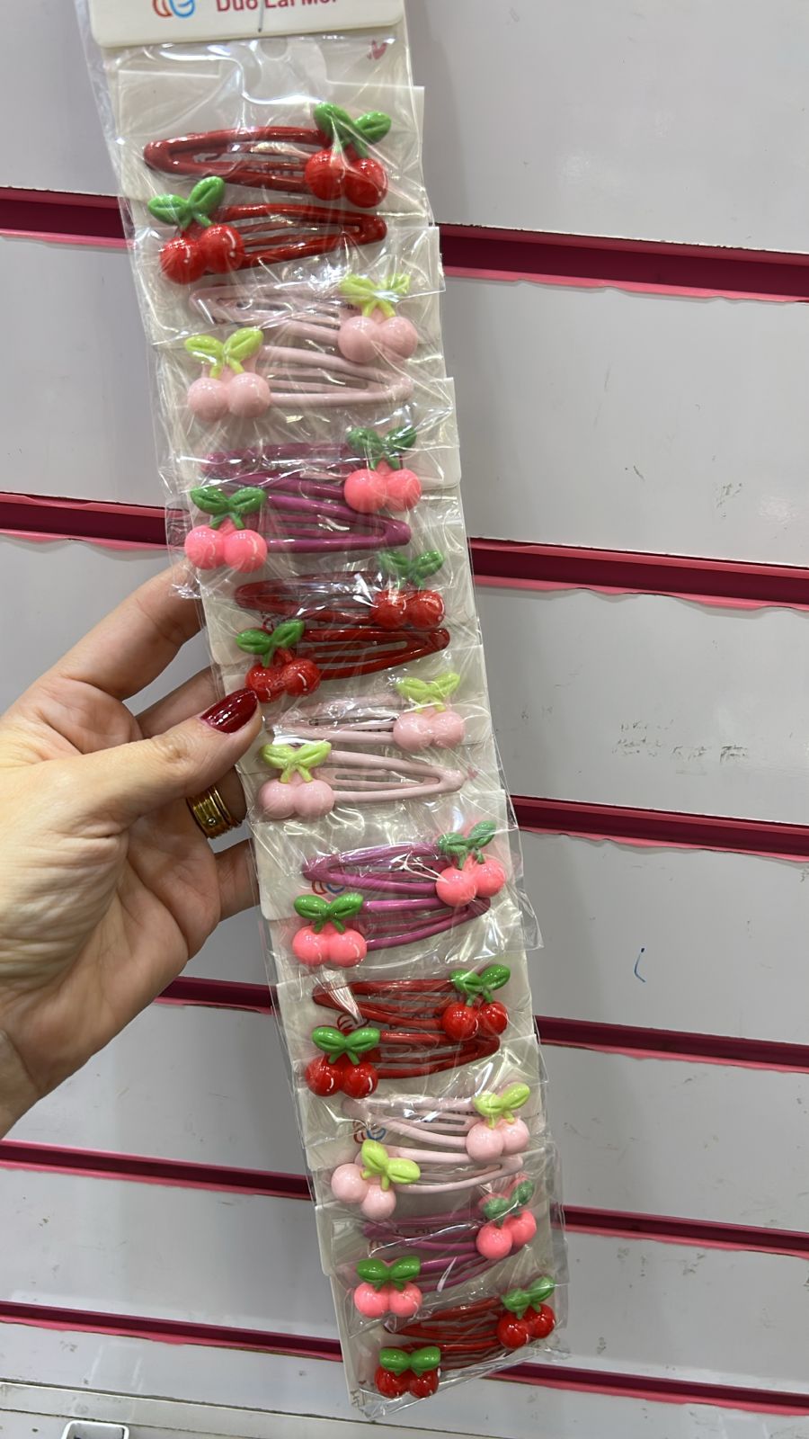 Tic tac emborrachado com cerejinhas (10 pares)