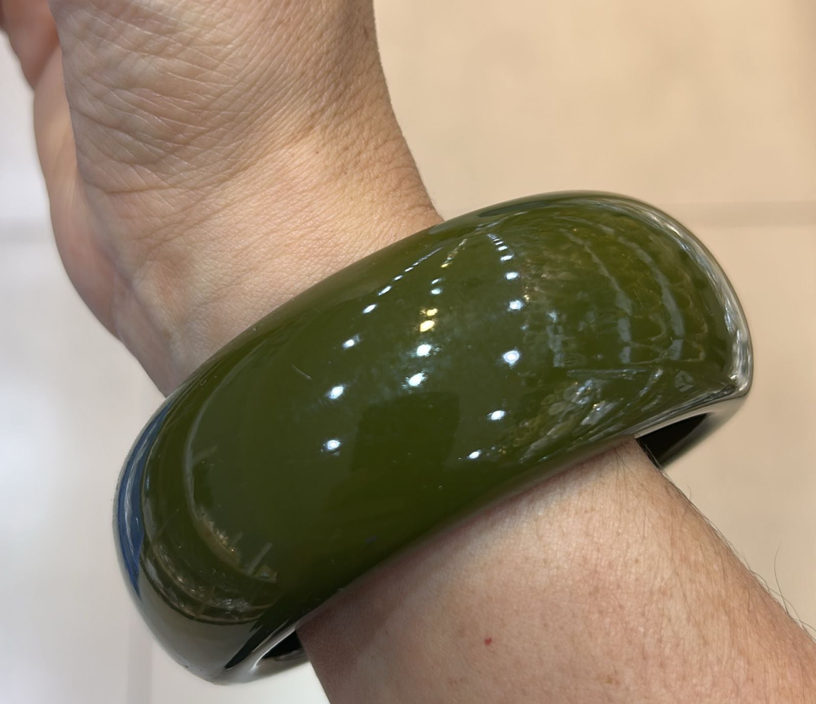 Pulseira acrílico abauldada verde (3 peças)
