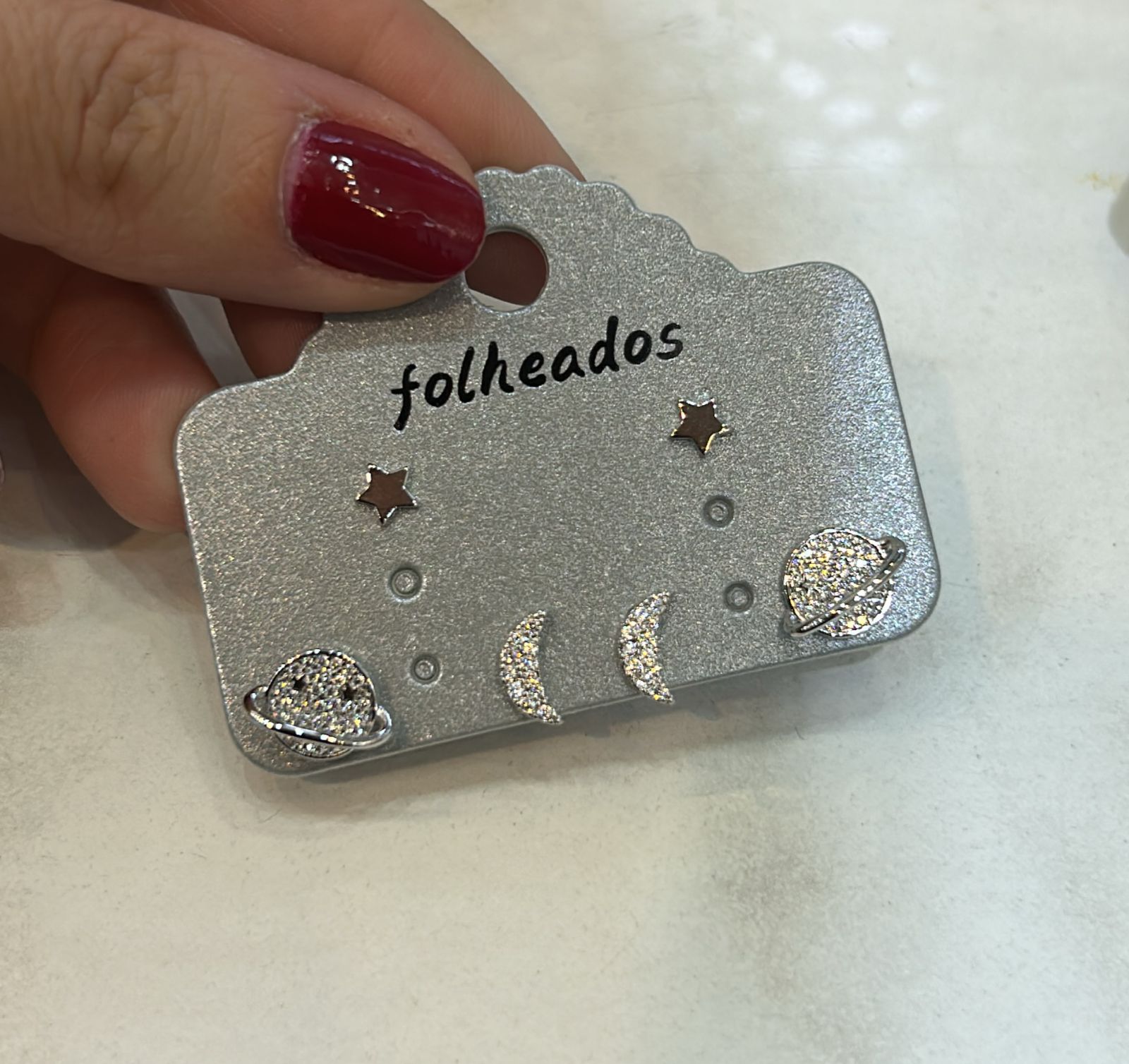 Trio brincos espaço inspiração grife VW ródio (6 trios)