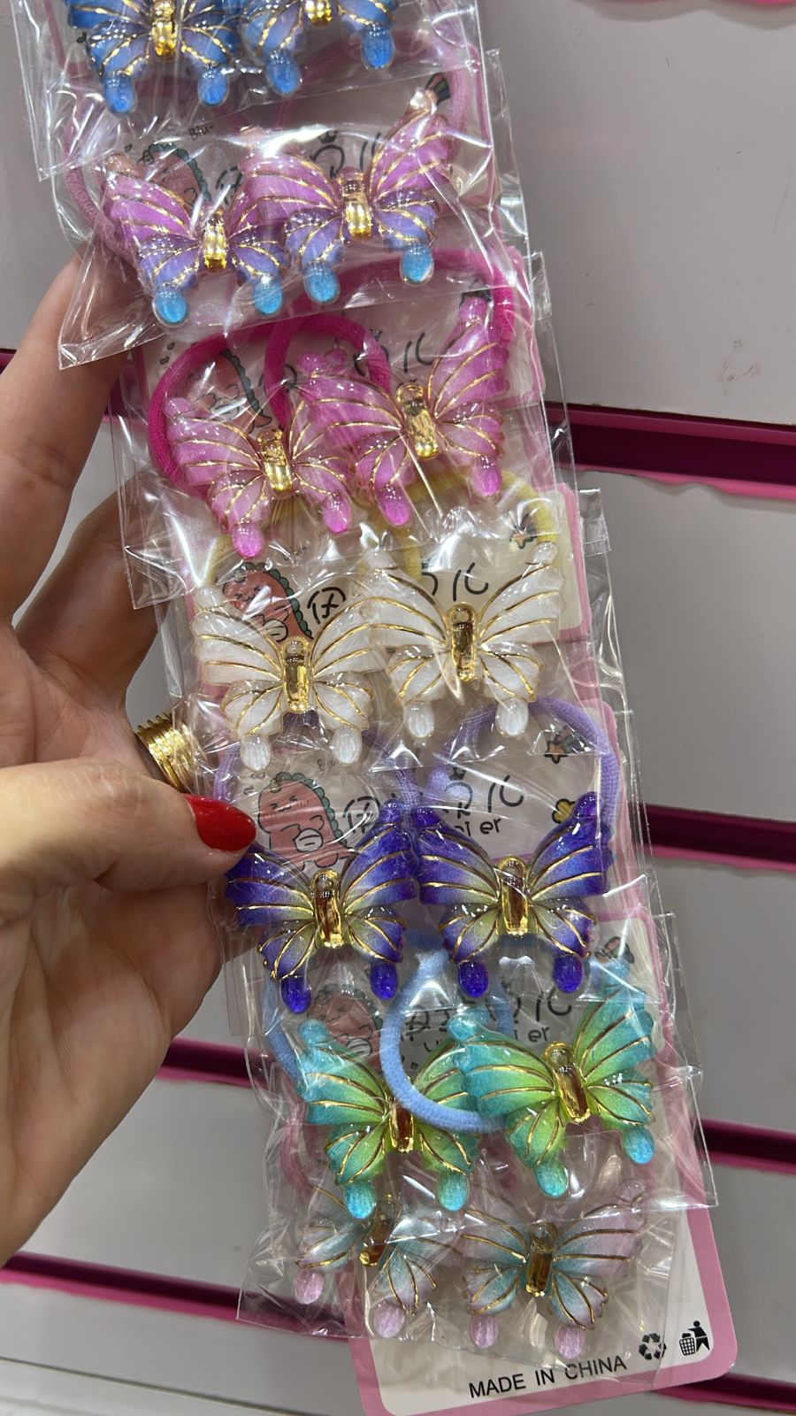Xuxinha infantil borboletas com detalhe dourado (10 pares 20 peças total)