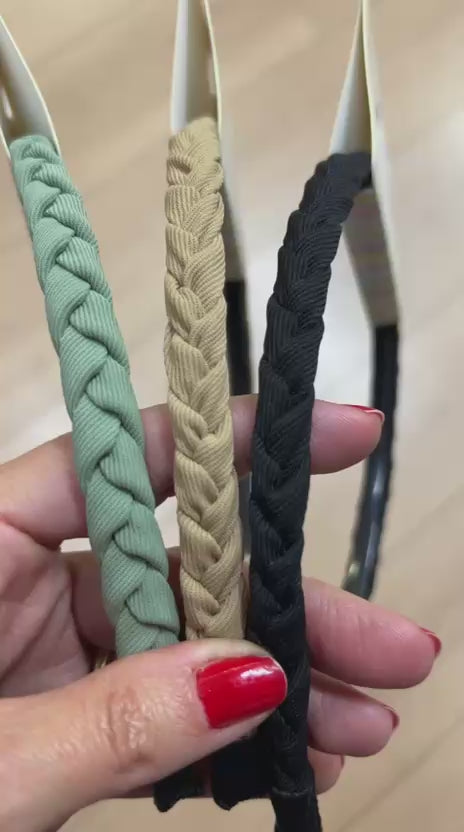 Tiara adulto com dentinho detalhe trançado (12 peças)