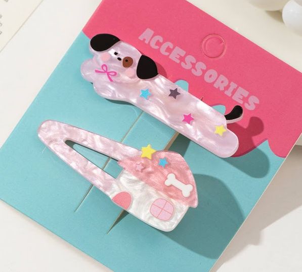 Hair Clip Infantil base metal com aplique em Acetato Cachorro e Casinha (12 cartelas com 2 peças cada)