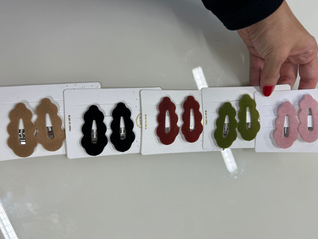 Tic tac Infantil Aveludado (12 cartelas com 2 peças cada. Cores variadas)