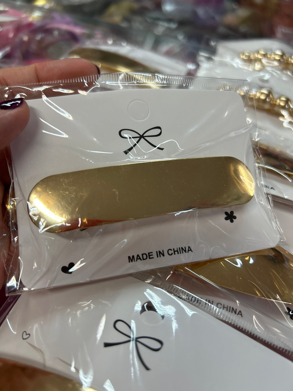 Presilha Francesa Dourada Formas Variadas TIPO 2 (12 peças 2 formas de cada)