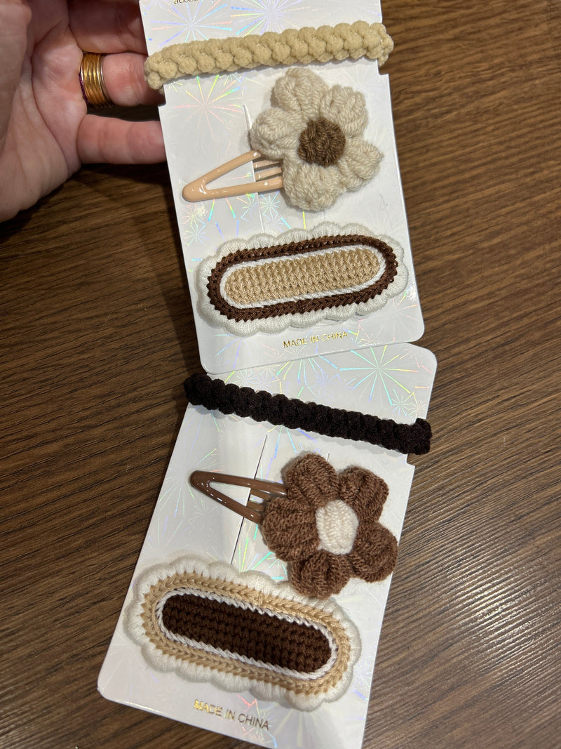 Xuxinha, Tic Tac flor Crochê e Hair Clip Crochê (12 cartelas com 3 peças cada 6 de cada cor)