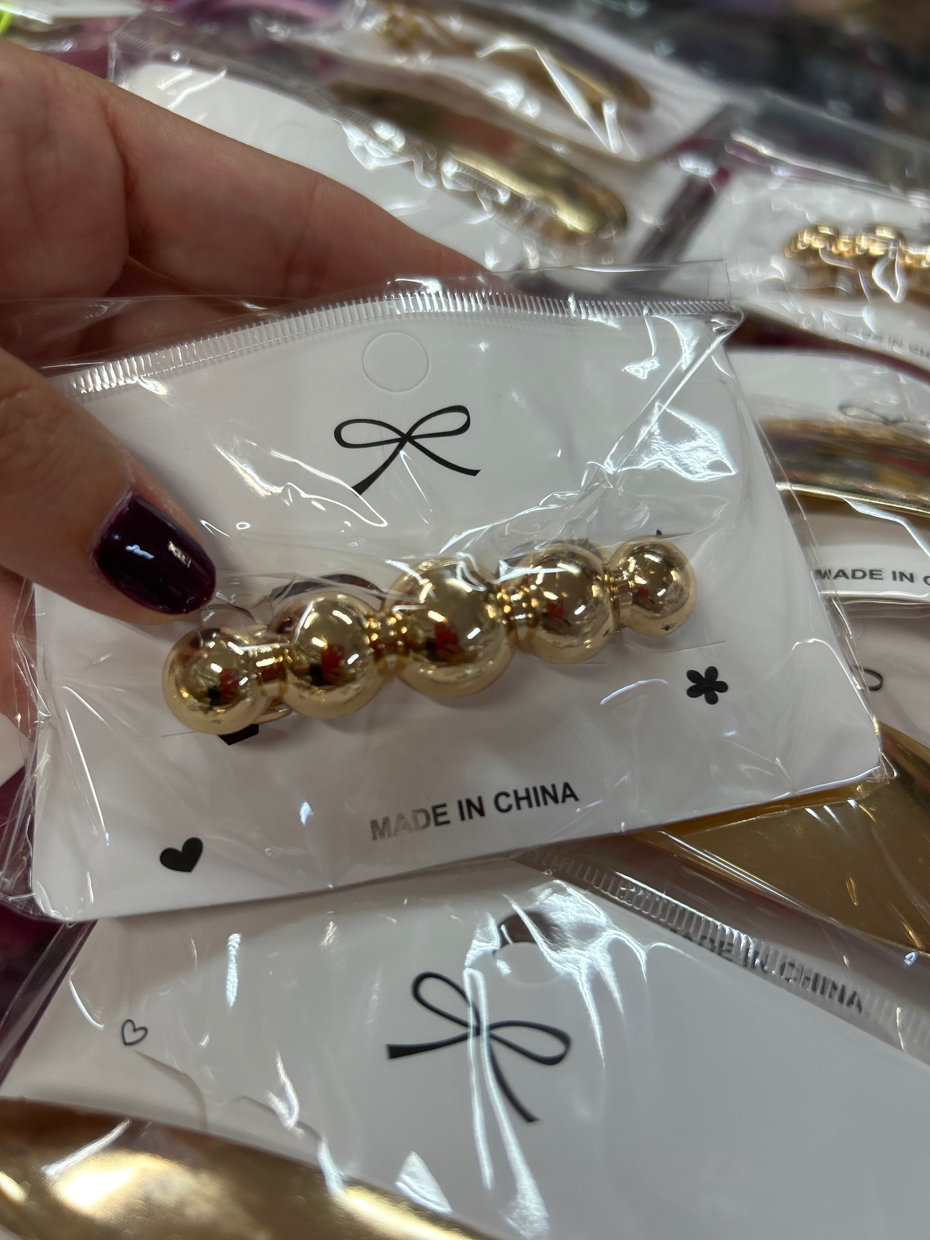 Presilha Francesa Dourada Formas Variadas TIPO 2 (12 peças 2 formas de cada)