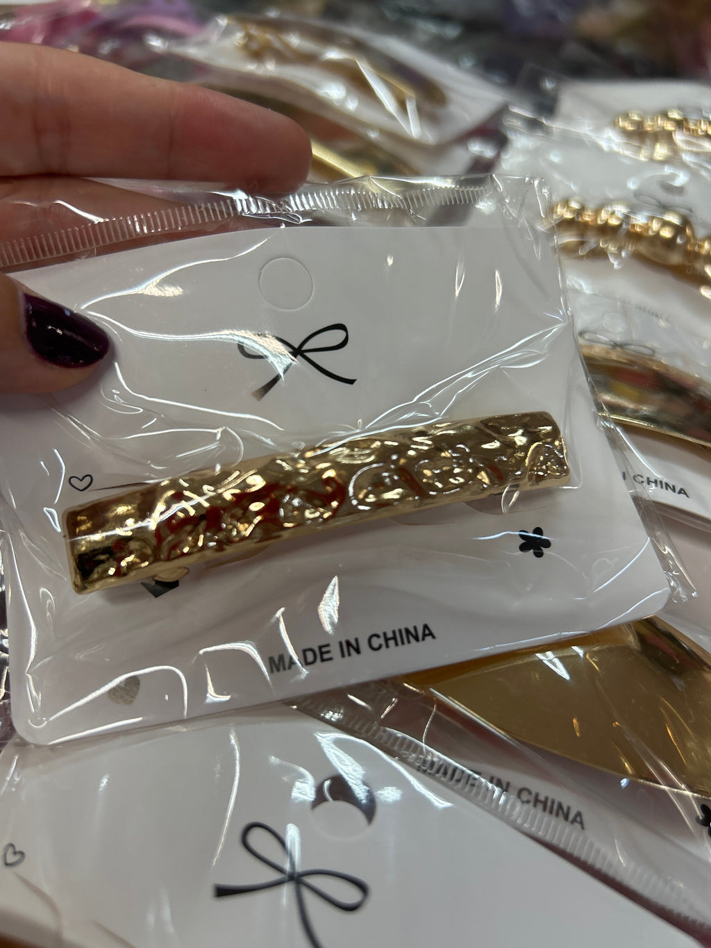 Presilha Francesa Dourada Formas Variadas TIPO 2 (12 peças 2 formas de cada)