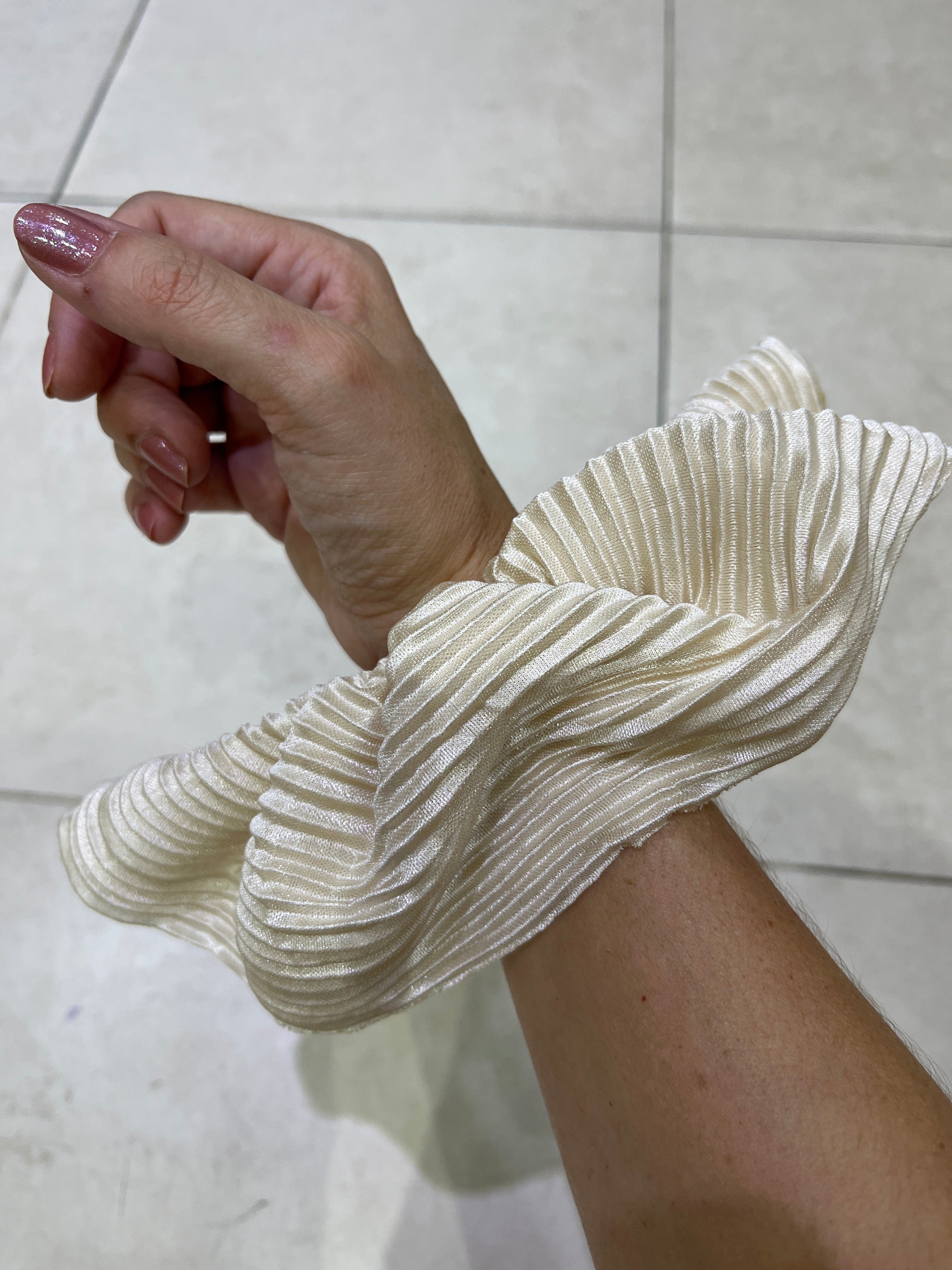Maxi Scrunchie cetim drapeado (12 peças)