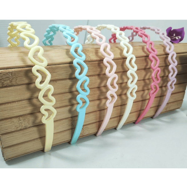 Tiara Infantil Poliéster com dentinhos CORAÇÃO (12 peças)