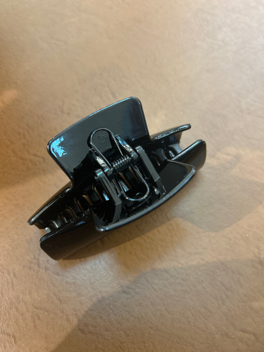 Pregadeira g silicone preta mola reforçada retangular liso (12 peças)