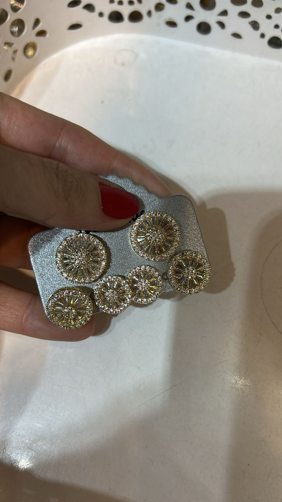 Brinco Trio Pizza Cravejado Dourado (6 cartelas semijoia - 2 milésimos)