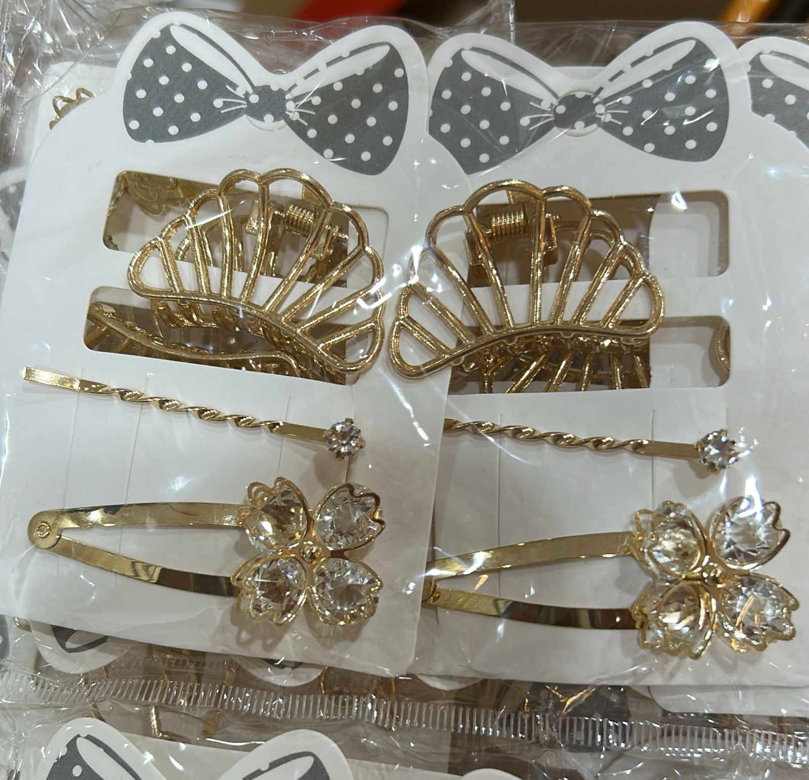 Pregadeira Metal P Concha Grampo e Tic Tac Flor (12 cartelas com 3 peças cada)