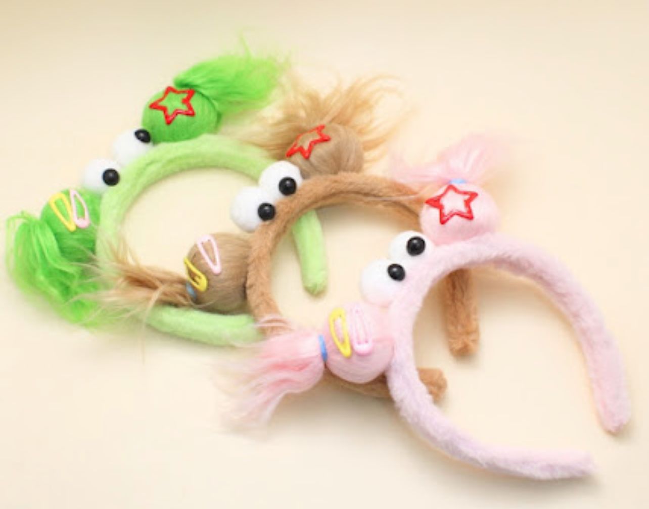 Tiara infantil pelúcia divertida (12 peças variadas)