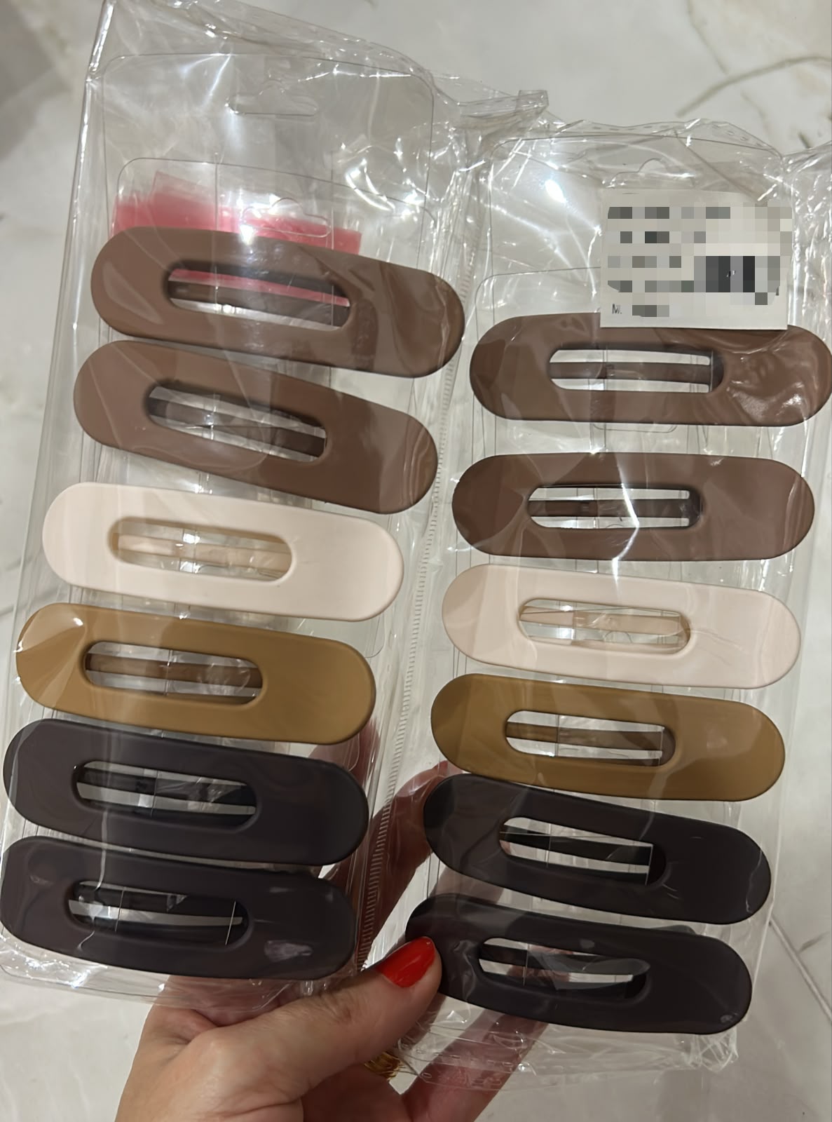 Prendedor garfo lateral médio cores neutras (12 peças)