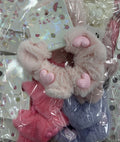 Scrunchie pelúcia com aplique coração (12 peças 2 de cada cor)