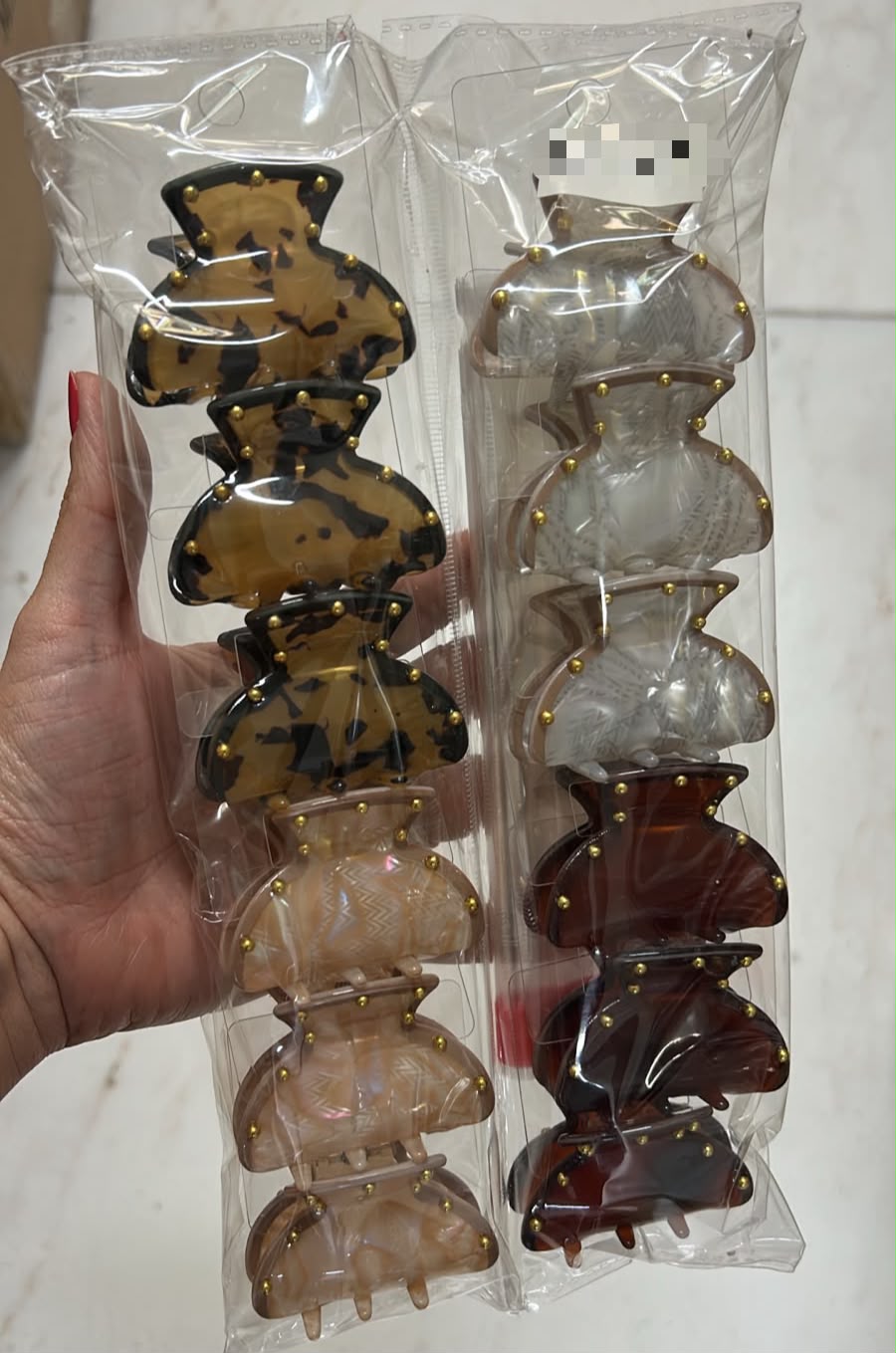 Pregadeira p acetato mesclado com aplique esferas douradas (12 peças 3 de cada cor)