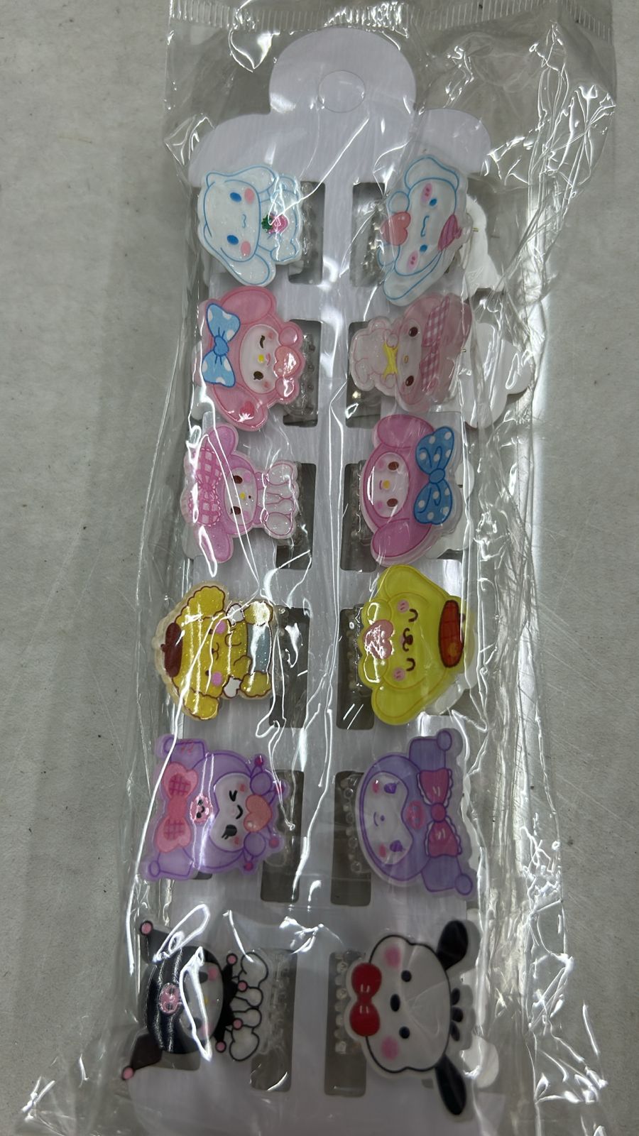 Pregadeira infantil sanrio (12 peças)
