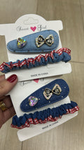 Hair clip jeans e scrunchie slim jeans com babado xadrez (12 cartelas com 2 peças cada 6 claro e 6 escuros)