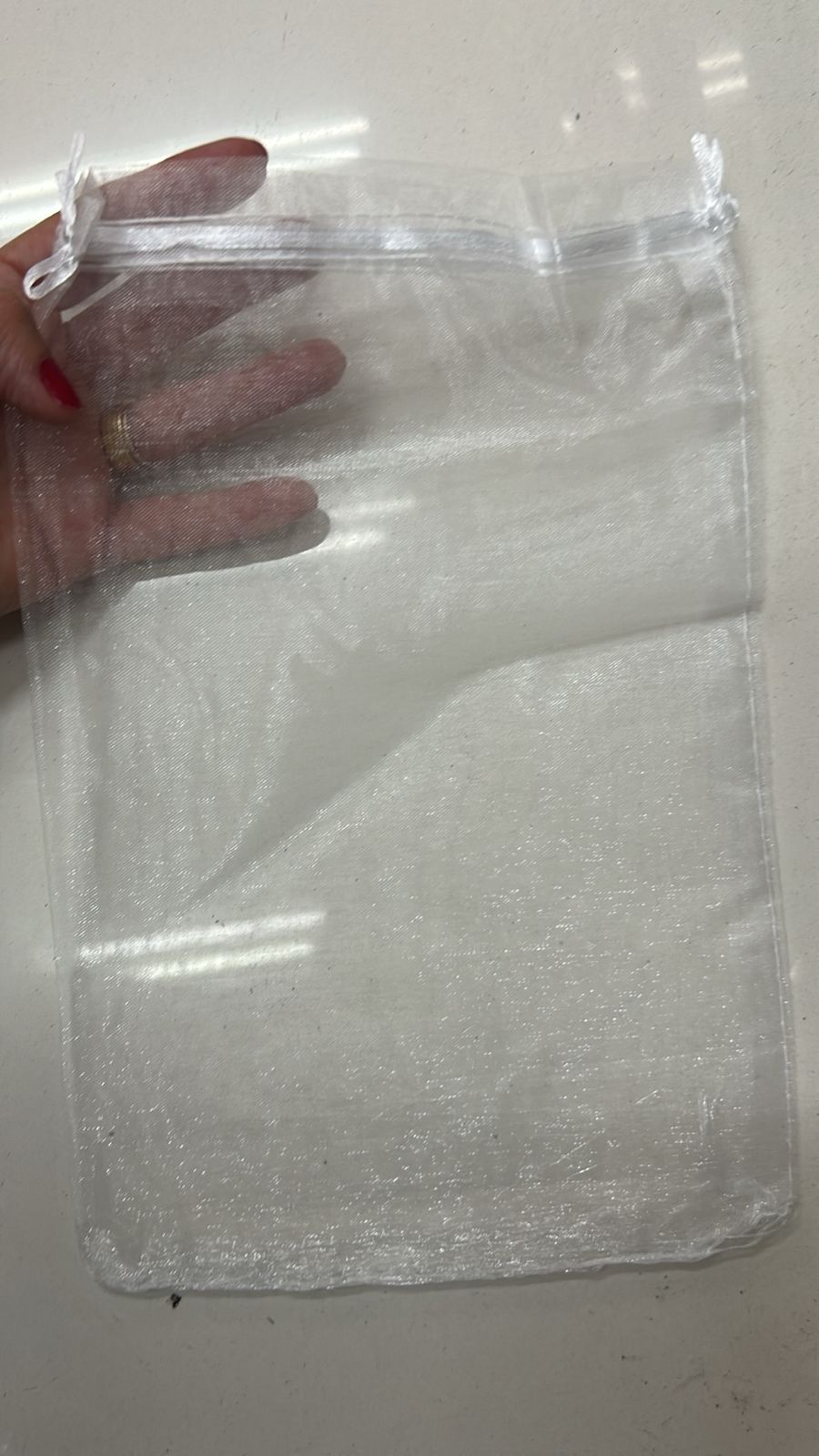 Saquinho de organza 18x26 branco (100 peças)