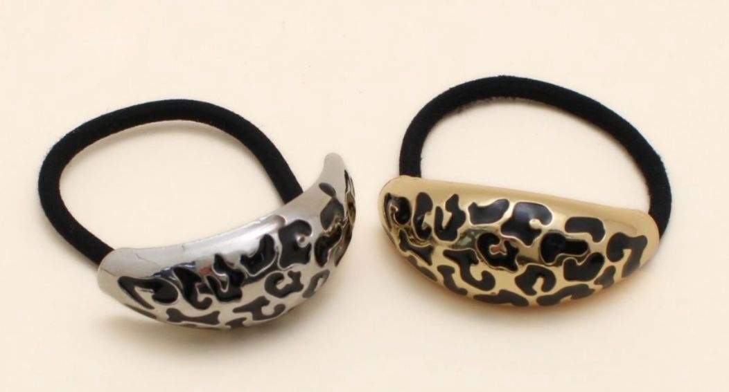 Xuxinha metal côncavo base metal e esmaltado preto (12 peças 8 douradas e 4 prata )