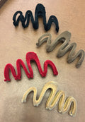 Pregadeira g metal aveludado wave (12 peças 6 pretas e 2 nas demais cores)