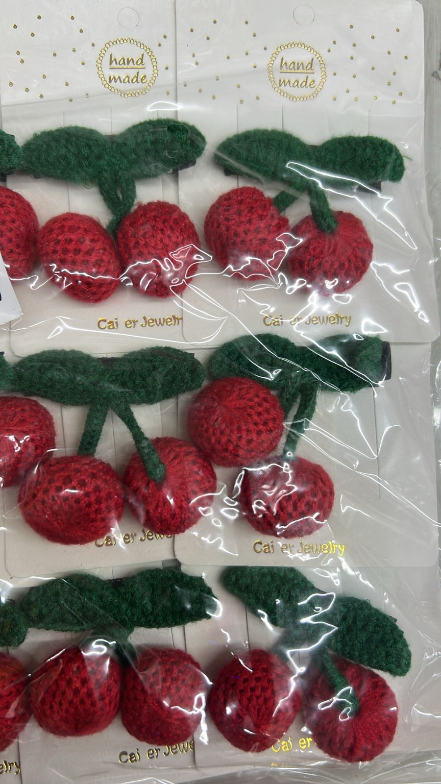 Hair clip cerejinha de crochê (12 peças)