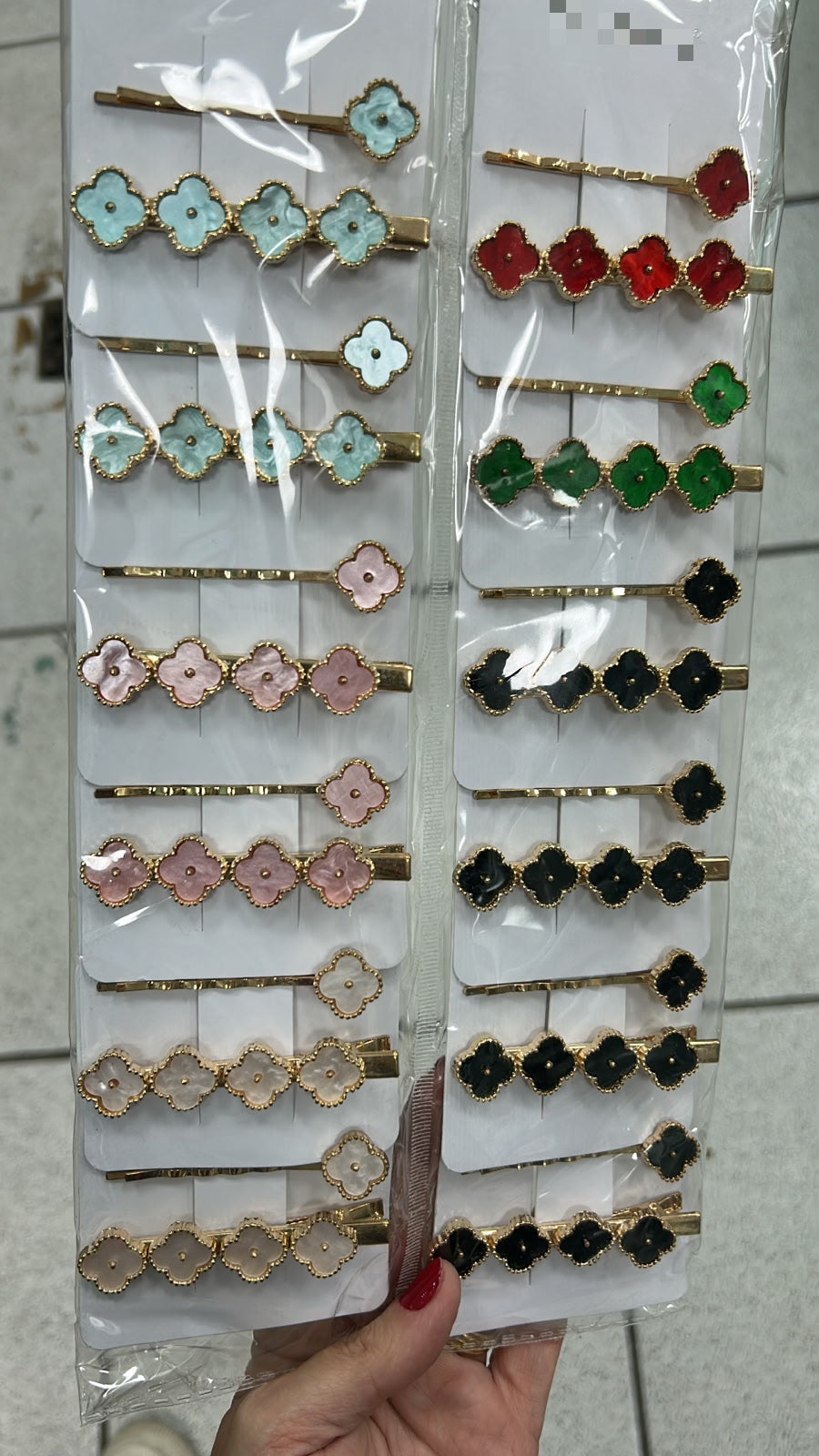 Grampo e hair clip trevo esmaltado (12 cartelas com 2 peças cada cores variadas)