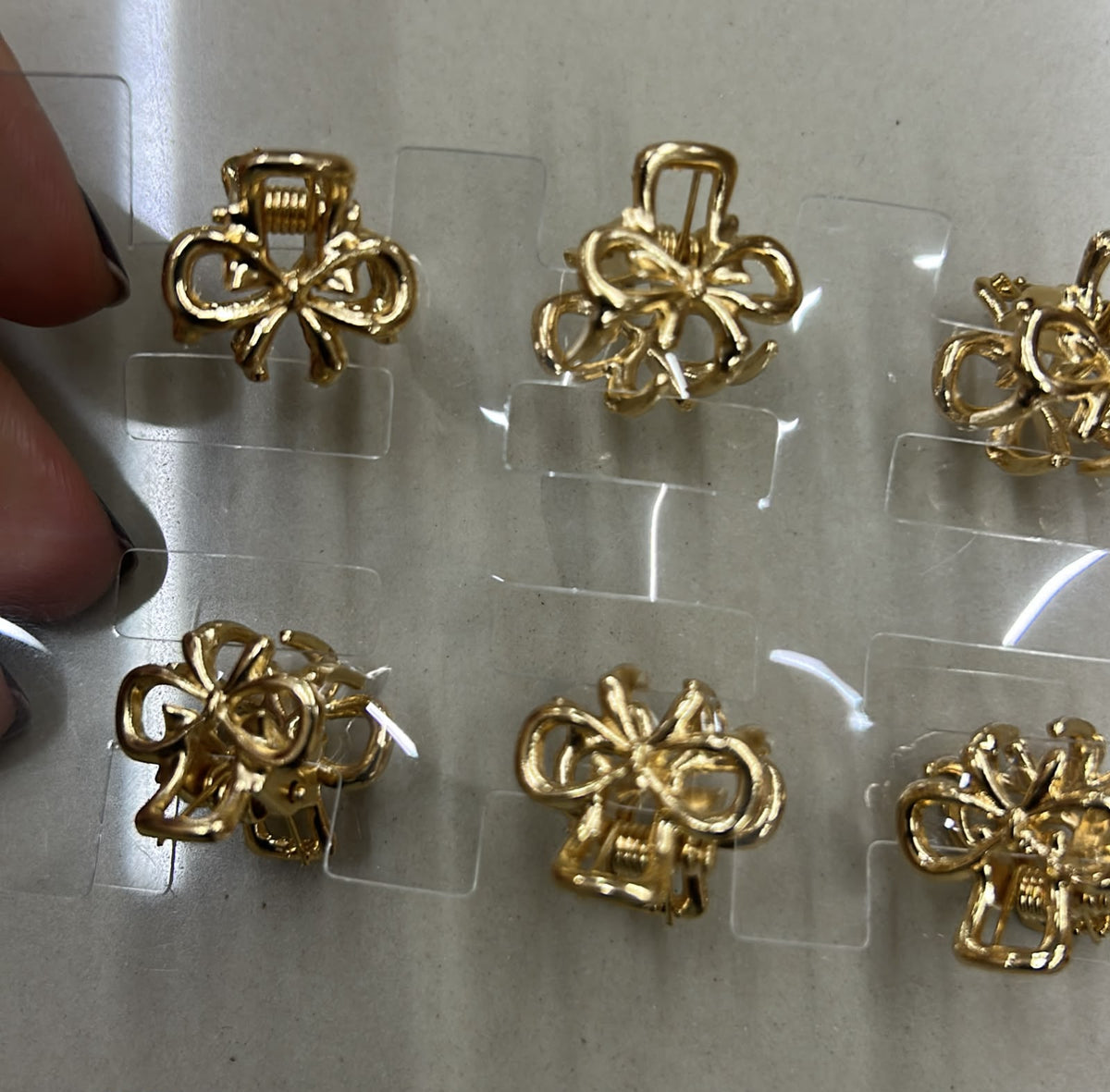 Pregadeira metal pp lacinho ponta (12 peças)