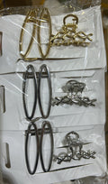 Pregadeira m metal traçado com dupla hair ovalado (12 cartelas com 3 peças cada 8 douradas e 4 pratas)