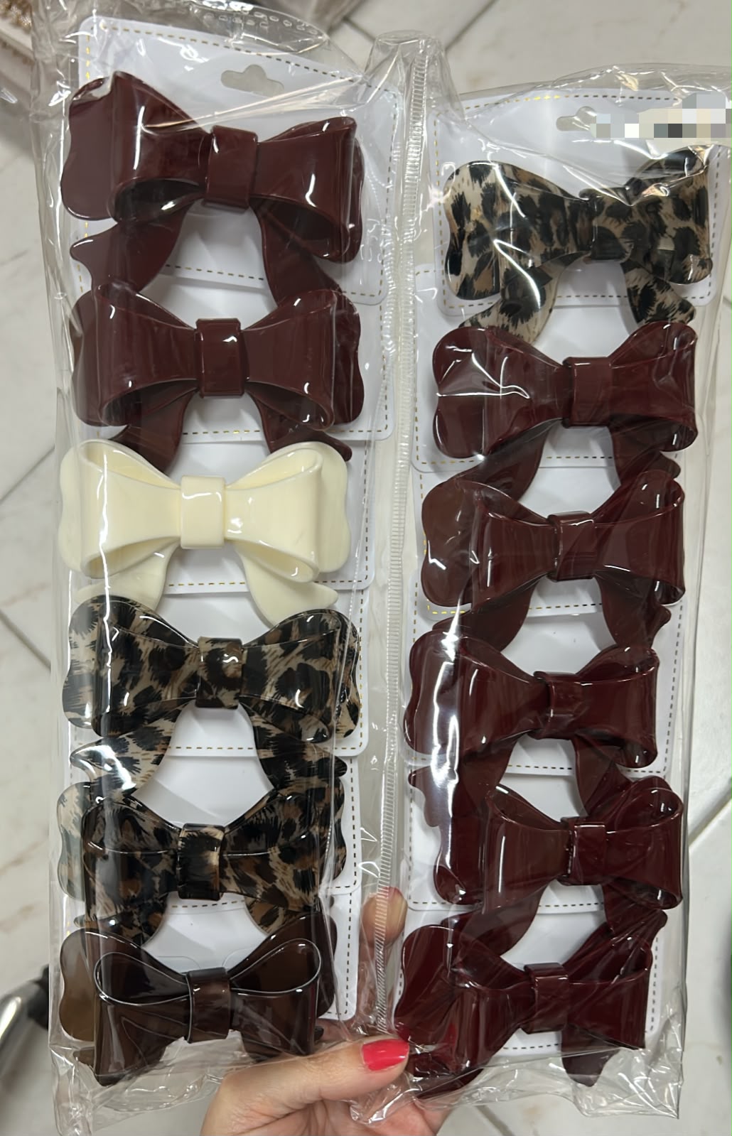 Presilha francesa acetato com borracha laço pontas grande (12 peças 3 de cada cor)