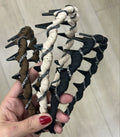 Tiara com garfinhos cetim e strass (12 peças 6 pretas, 3 marrom e 3 nude)