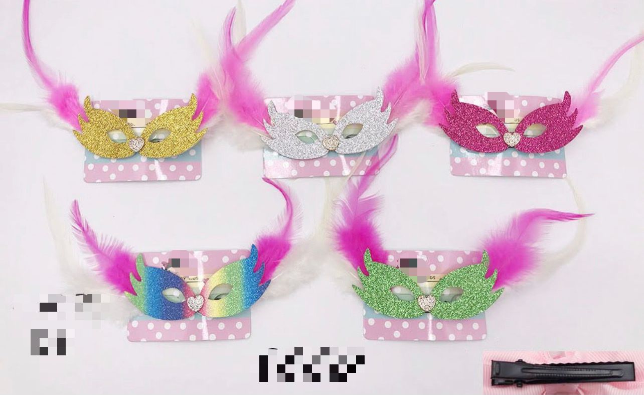 Hair clip máscara de carnaval com penas (12 peças cores variadas)