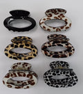 Pregadeira m acetato oval animal print (12 peças 2 de cada cor)