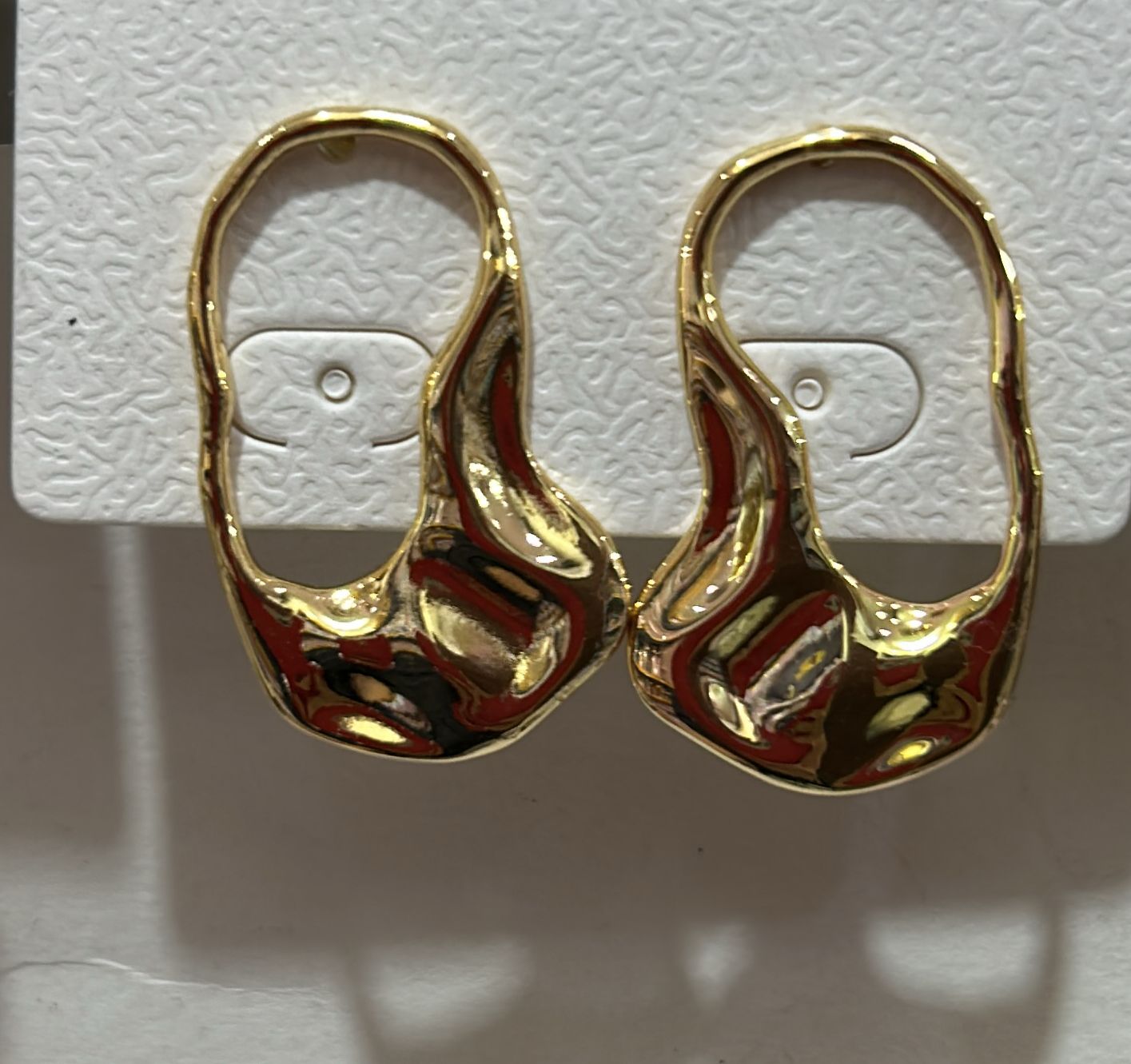 Brinco Orgânico (12 peças 10 douradas e 2 pratas)