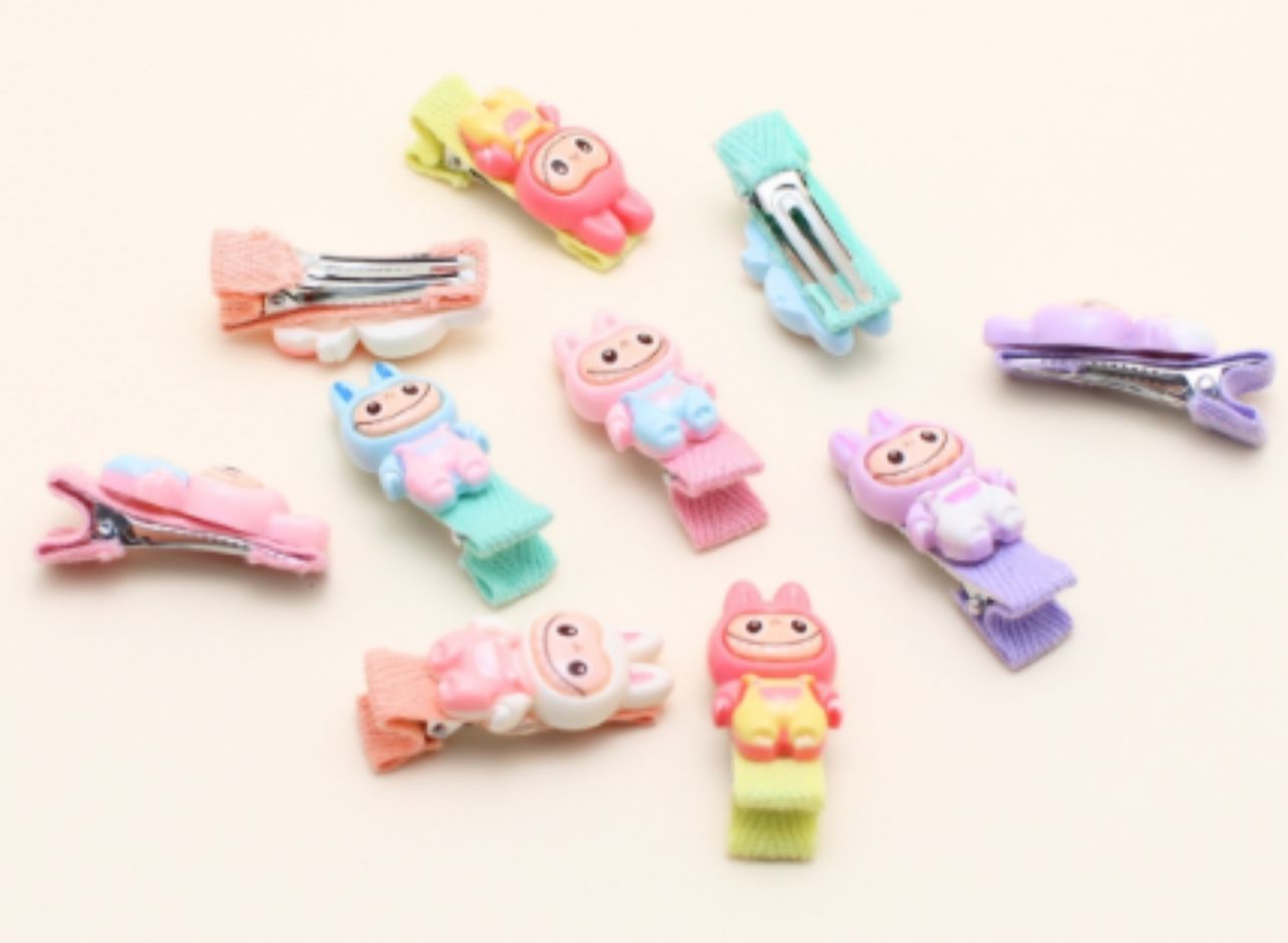 Hair Clip Infantil Labubu (10 pares - total 20 peças)