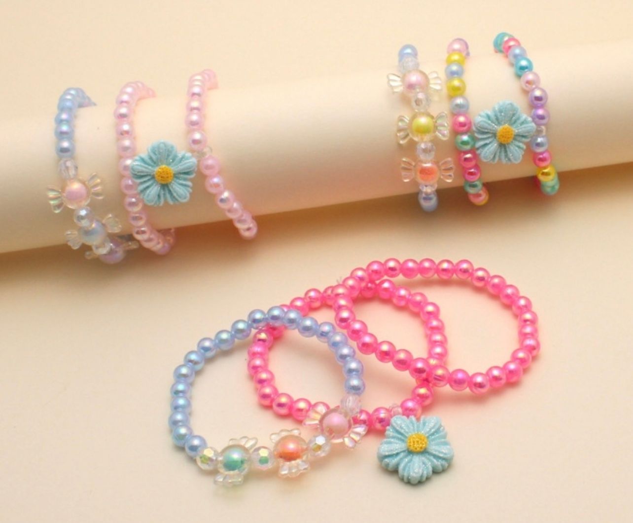 Kit Infantil com pulseira e colar Flor (12 kits com 3 peças cada)