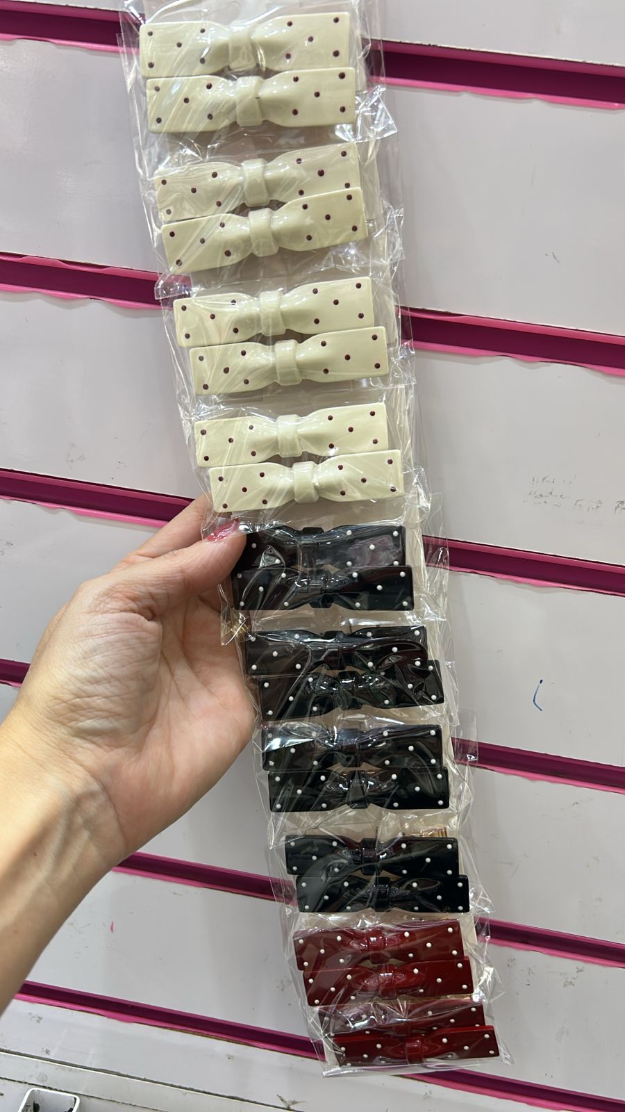 Hair clip lacinhos com poá (10 pares 20 peças total 2 vermelho, 4 pretos e 4 brancos)