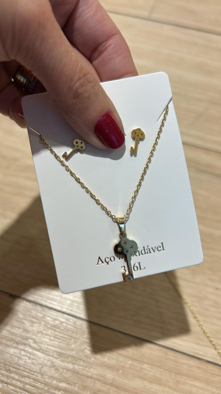 Conjunto Brinco, colar e pingente Chave dourado - Aço Inoxidável 316L (12 conjuntos)