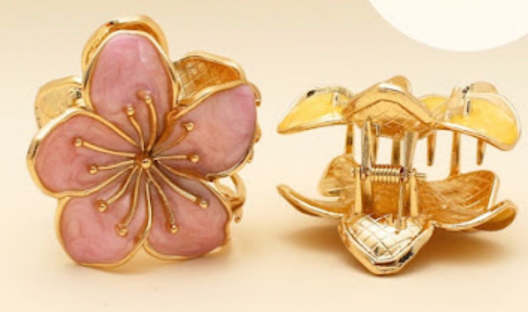 Pregadeira Metal M Flor esmaltada (12 peças 2 de cada cor)