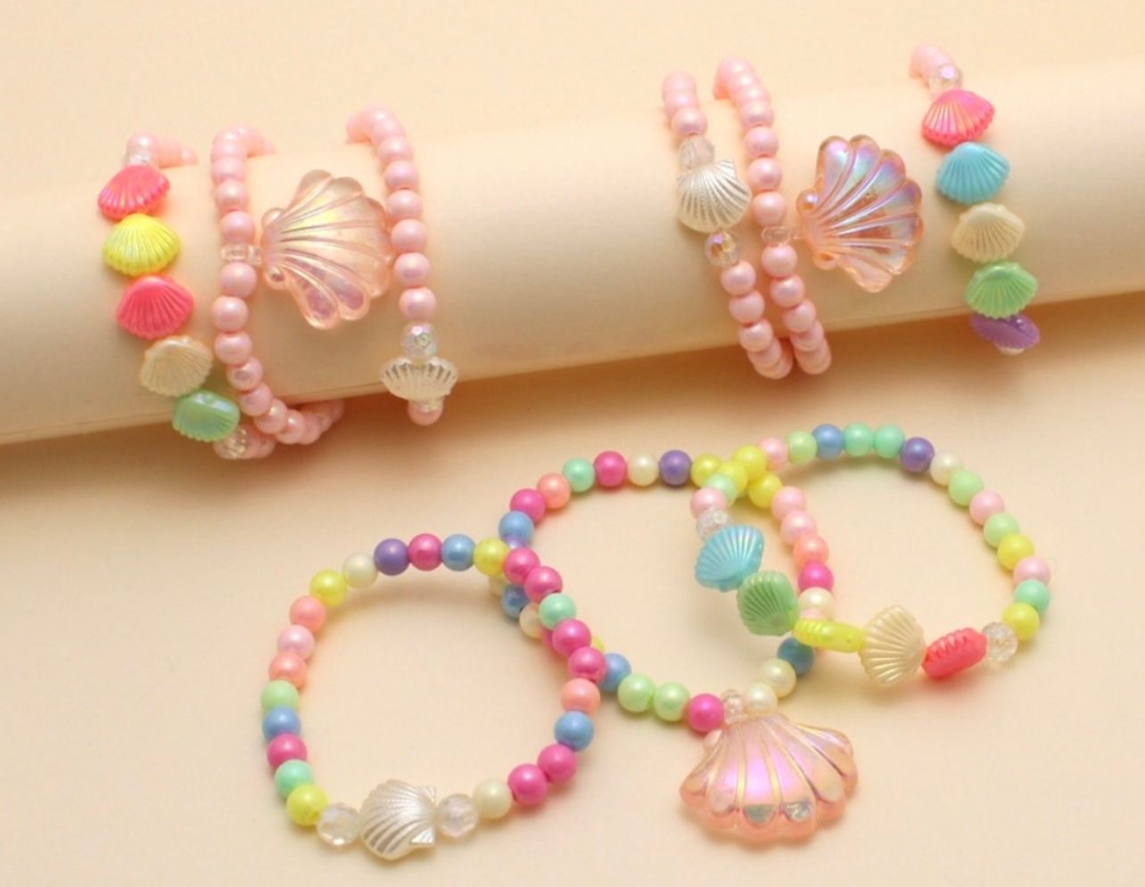 Kit Infantil com pulseira e colar Concha (12 kits com 3 peças cada)