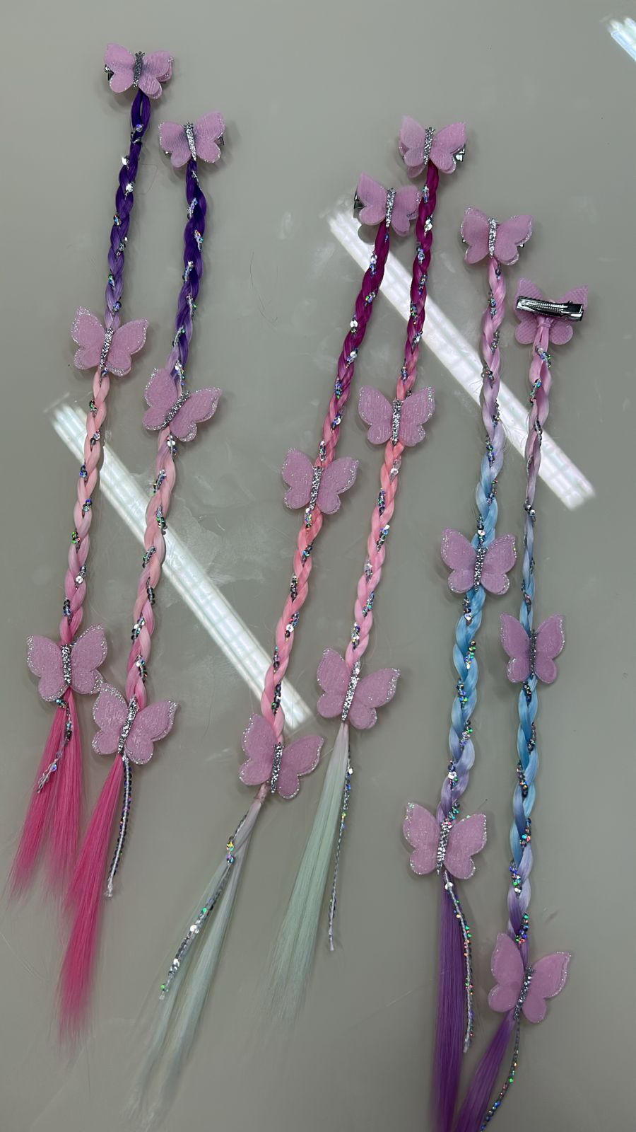 Hair Clip Infantil Trancinha com Borboletas (12 cartelas com 2 peças cada)