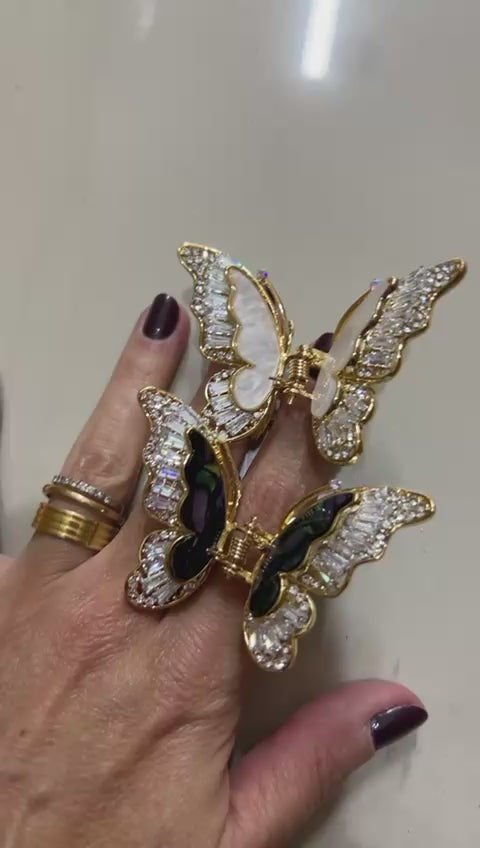 Piranha Metal M Borboleta cravejada e madrepérola (12 peças)