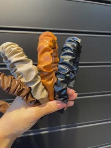 Tiara courino franzido (12 peças cores variadas)