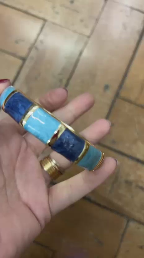 Bracelete Resinado Bicolor (12 peças 3 preto, 3 marrom e as demais cores 2 de cada)