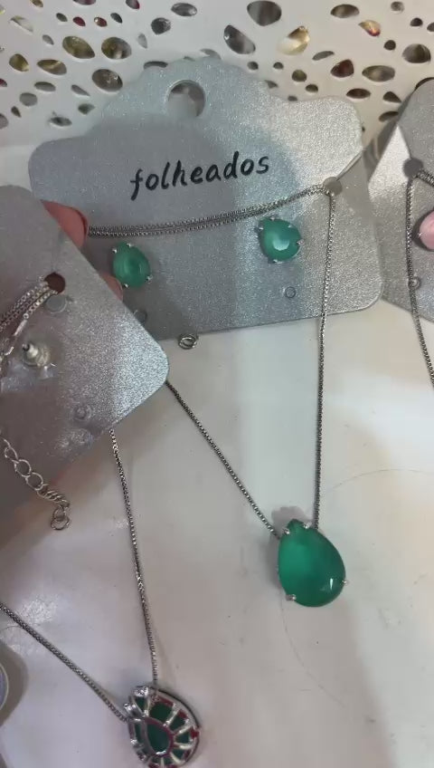 Conjunto Colar e Brinco Gota Rosa Claro fecho Lagosta (6 conjuntos - Biju verniz cataforético)