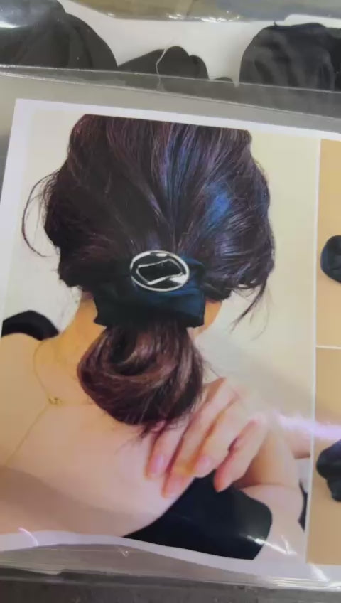 Scrunchie com Metal OVAL (12 peças 8 douradas e 4 pratas)